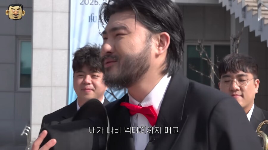 막내pd 졸업 축하하러 와준 가터벨트님_18.png