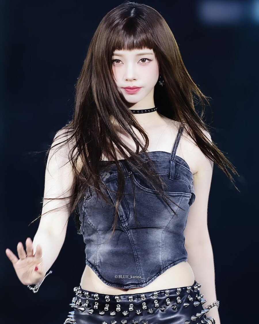 메이크업이 이상한 에스파 카리나_7.jpg