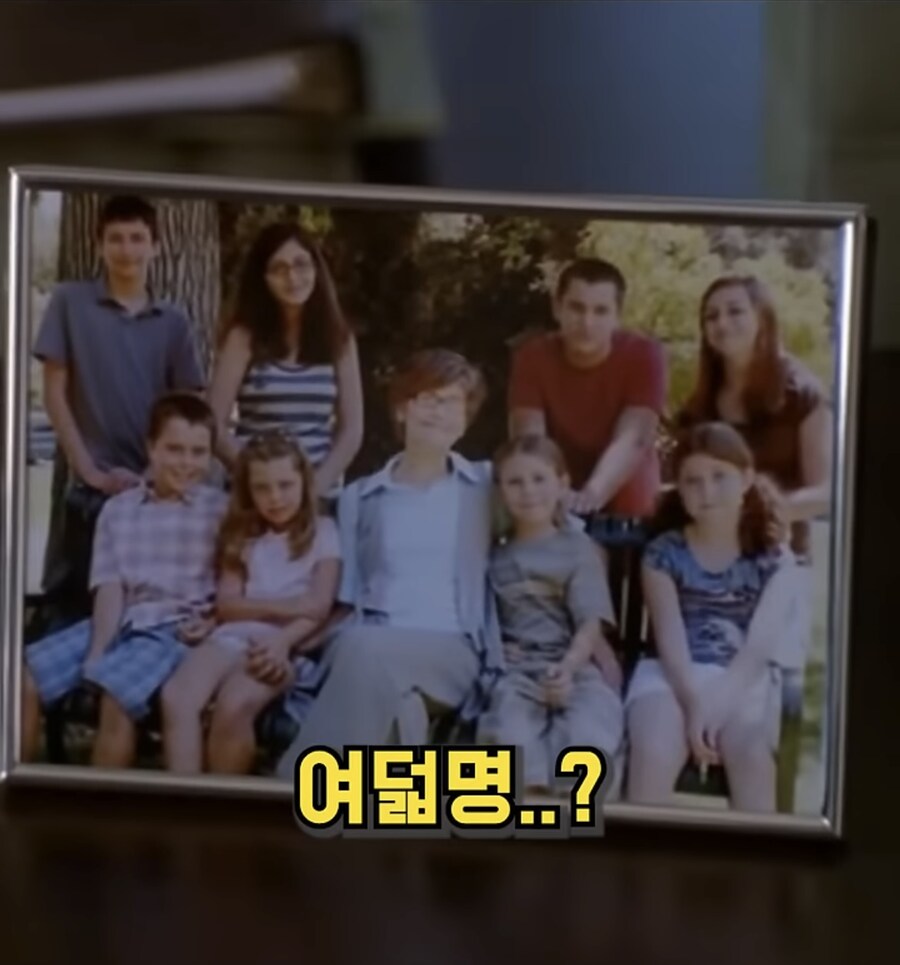 열한살 딸에게 두달짜리 애를 맡겨 학교에 간 엄마_14.jpg