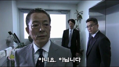 자신의 정의관때문에 적을 만드는 주인공 타입_51.jpg