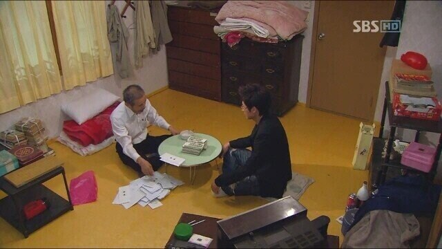 장례식에 부조금 냈는데 도로 가져가라고 함.jpg_3.jpg