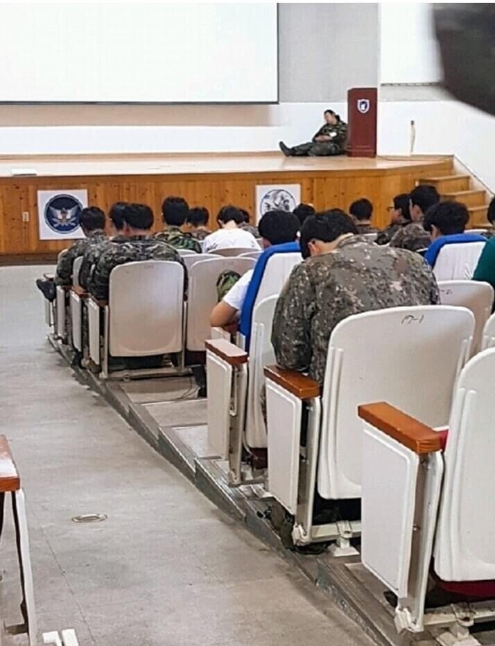 전설의 예비군 유명한 탐정 ㄷㄷㄷ_1.jpg