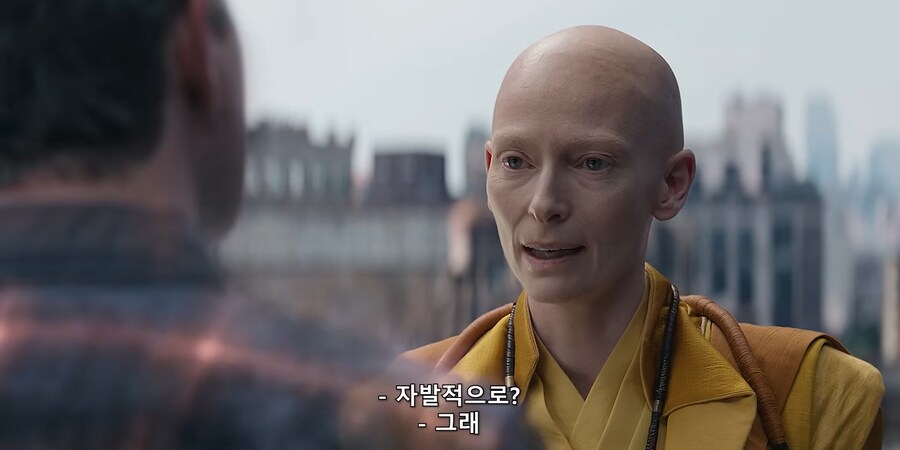 MCU]타임스톤을 지키는게 소서러 슈프림의 의무라고?_5.png