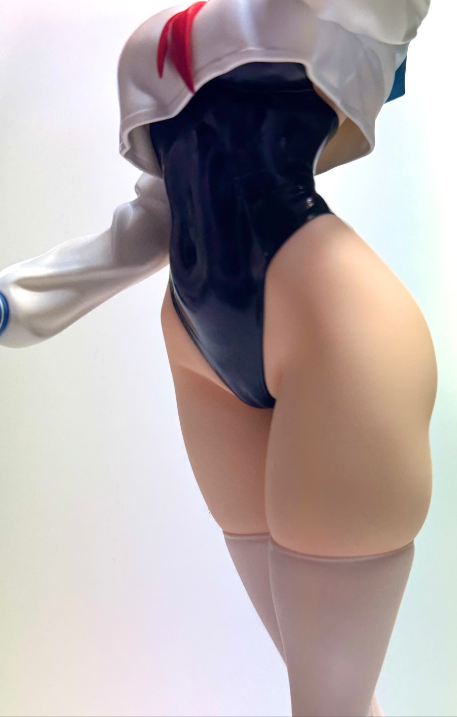 나는 여자에 관심 없다는 놈을 조심해_4.jpeg
