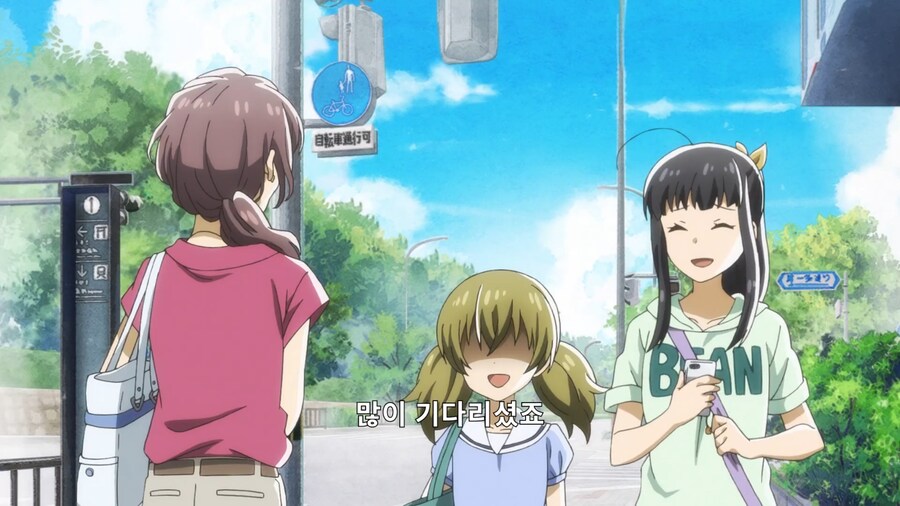 일본 애니에서 묘사한 여자들의 기싸움_22.png