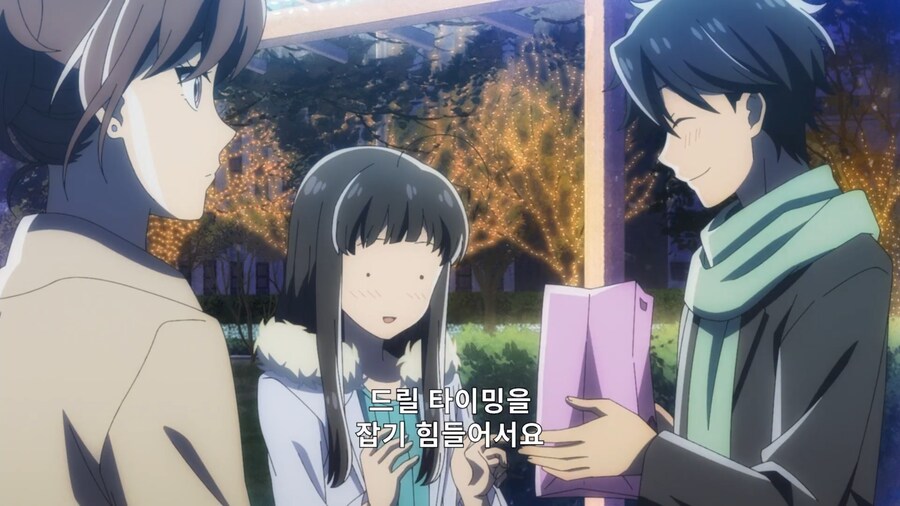 일본 애니에서 묘사한 여자들의 기싸움_28.png