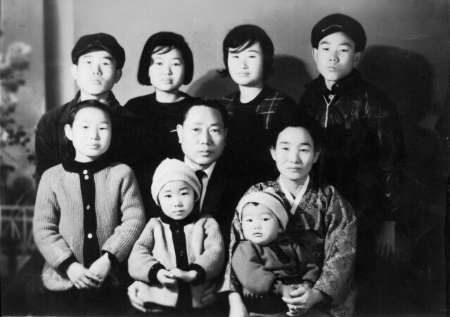 고출산 쇼크에 시달렸던 나라_4.jpg