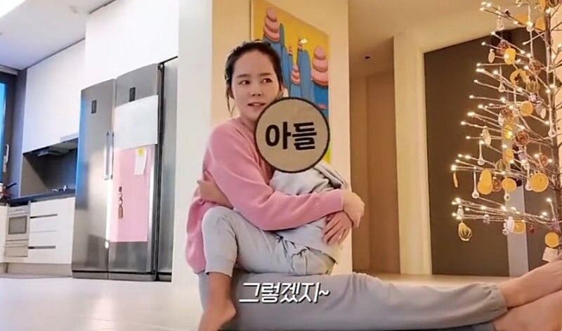여자친구 보다 엄마가 더 예쁘다는 아들..._3.jpg