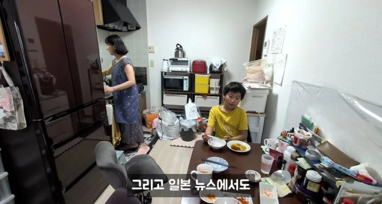 쌀대신 파스타나 우동 빵 먹으라는 일본의 10년전.JPG_2.webp