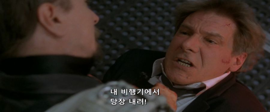 영화속 테러리스트의 치명적인 실수_7.jpg