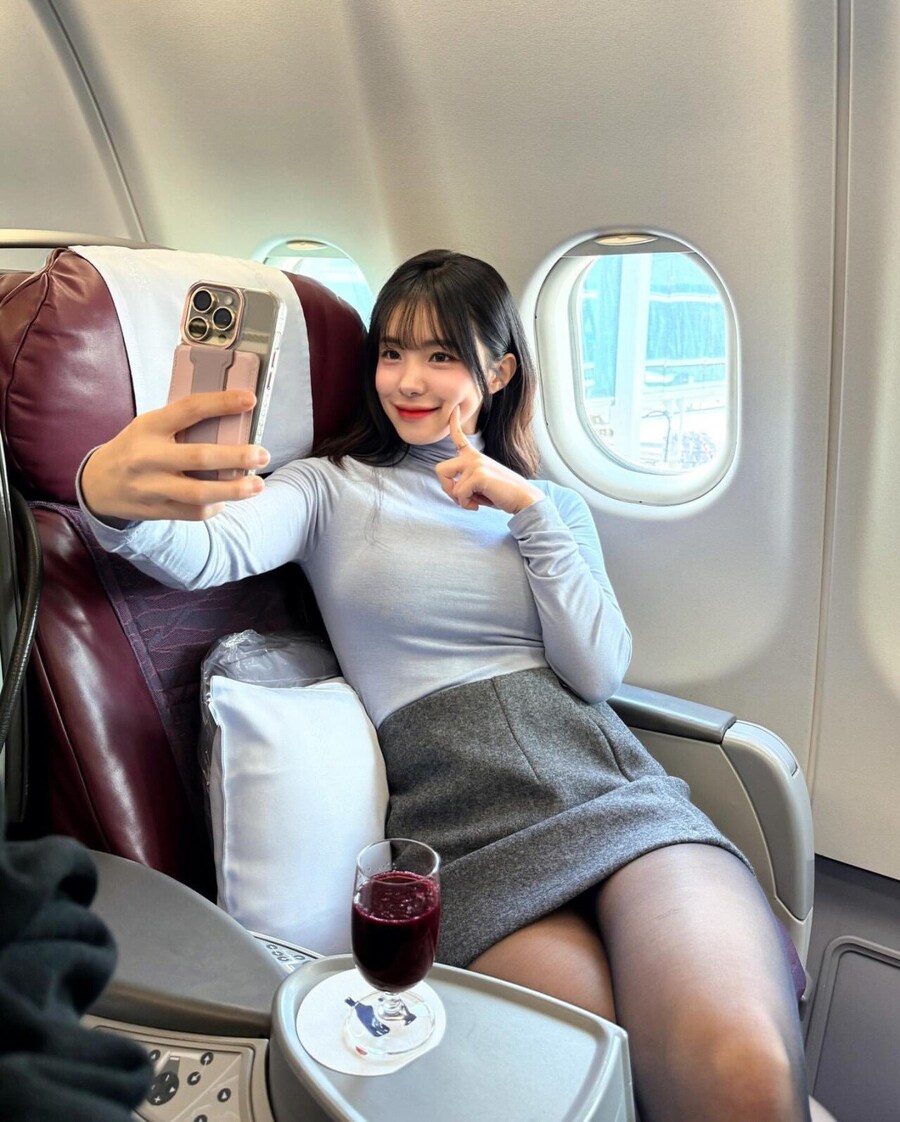 호불호 갈리는 스타킹 jpg_1.jpg
