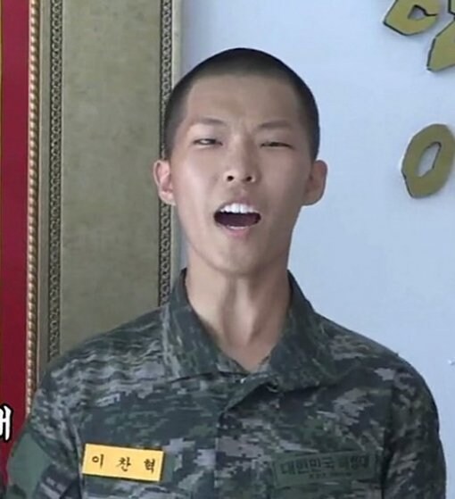 이찬혁 군시절 레전드짤들_2.jpg