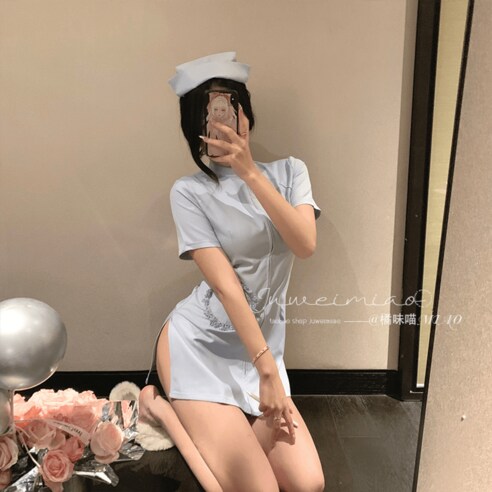 모든 제복 코스프레는 메이드로 귀결된다_4.png
