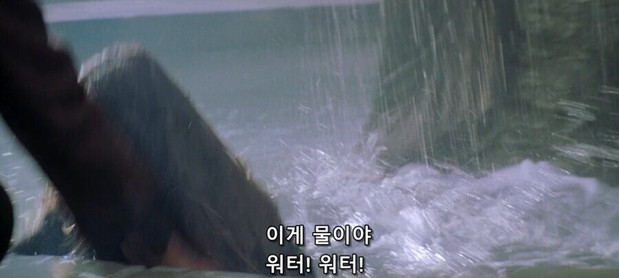 눈에 뵈이는게 없는 애새끼 참교육하는 아저씨.jpg_4.jpg