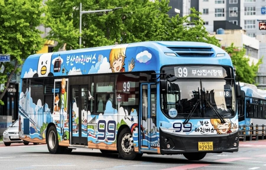 호불호 갈리는 부산 버스 디자인_2.jpg