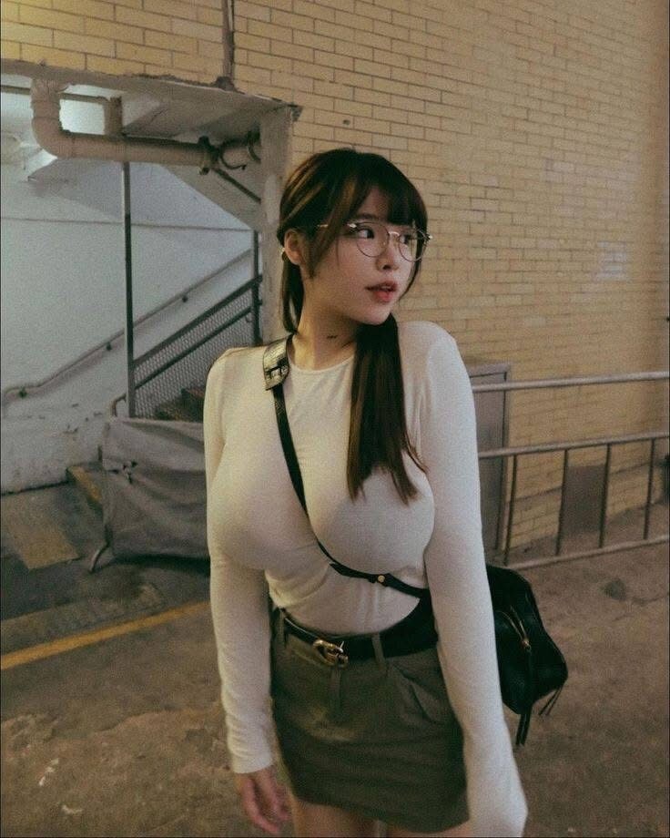 거유) 생각보다 패션에서 거유의 장점이 있다고 봄_1.jpg