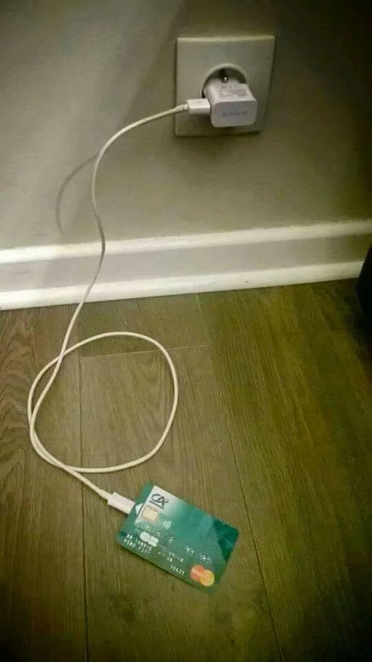 ???: 카드 충전해올게_1.webp