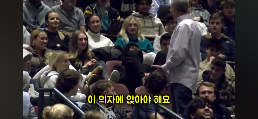 미국인에게 K-예절 전파하는 교수님_12.jpg
