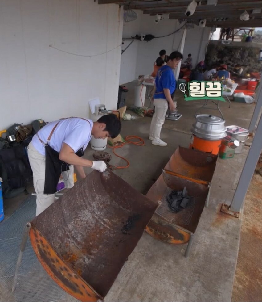 오직 선택받은 존재만 사용 가능한 전설의 요리기구_1.jpg