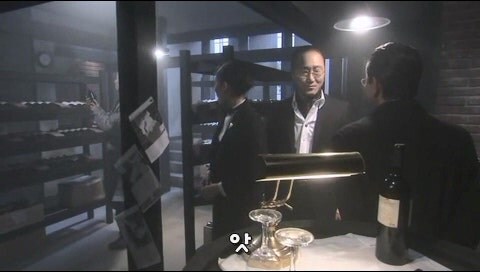 무턱대고 남의 물건 만져대다가 50만원 날림_21.jpg