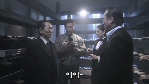 무턱대고 남의 물건 만져대다가 50만원 날림_28.jpg