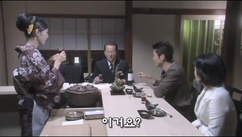 무턱대고 남의 물건 만져대다가 50만원 날림_34.jpg