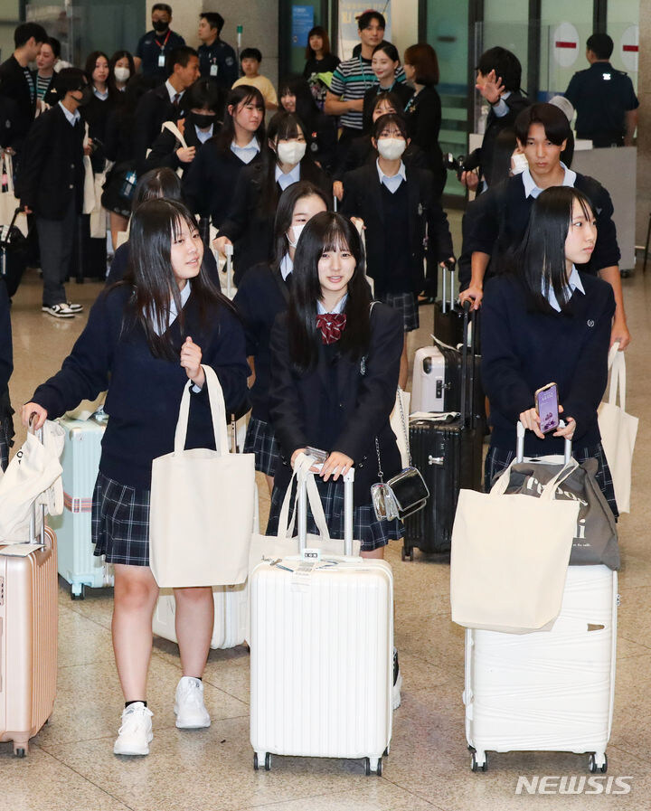 일본 청소년이 한국 청소년보다 경쟁력 부족하다는 이유.jpg_8.jpg