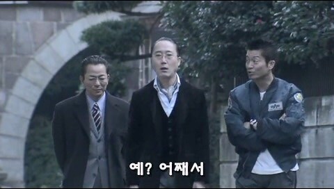 솔직히 이건 와인에 독을 풀어서 전부 죽여도 무죄일거 같은데_28.jpg