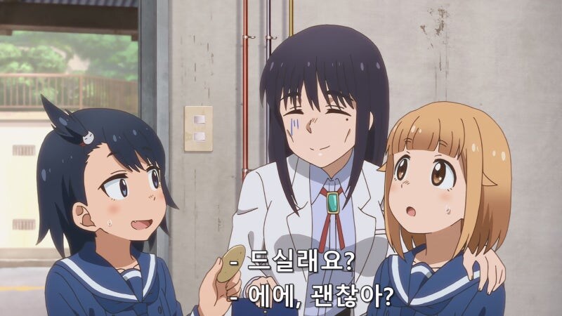 교사가 여고생을 착취하는 애니메이션_17.jpg