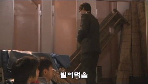 촉법애새퀴들때문에 진짜 범죄자가 되어버린 남자_13.jpg