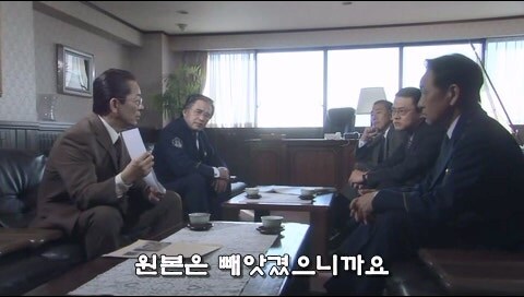 형사들이 수사비를 빼돌리다가 살인사건이 일어난 에피소드_56.jpg