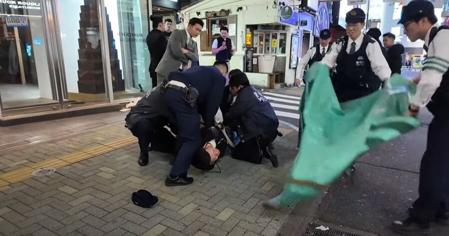 일본 주폭체포 ㅈㄴ 웃기네_2.jpg