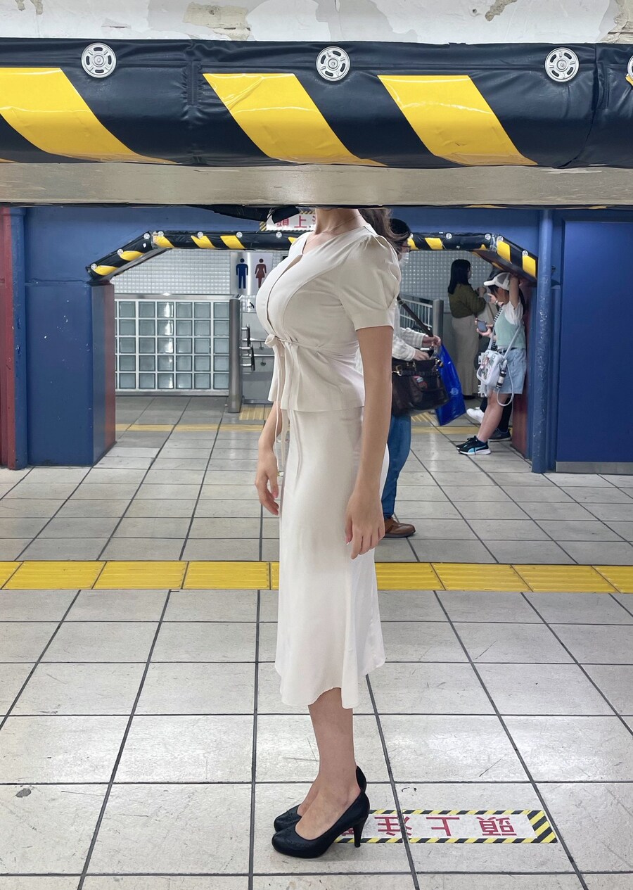 키가 너무큰 우크라이나 처녀_3.jpg