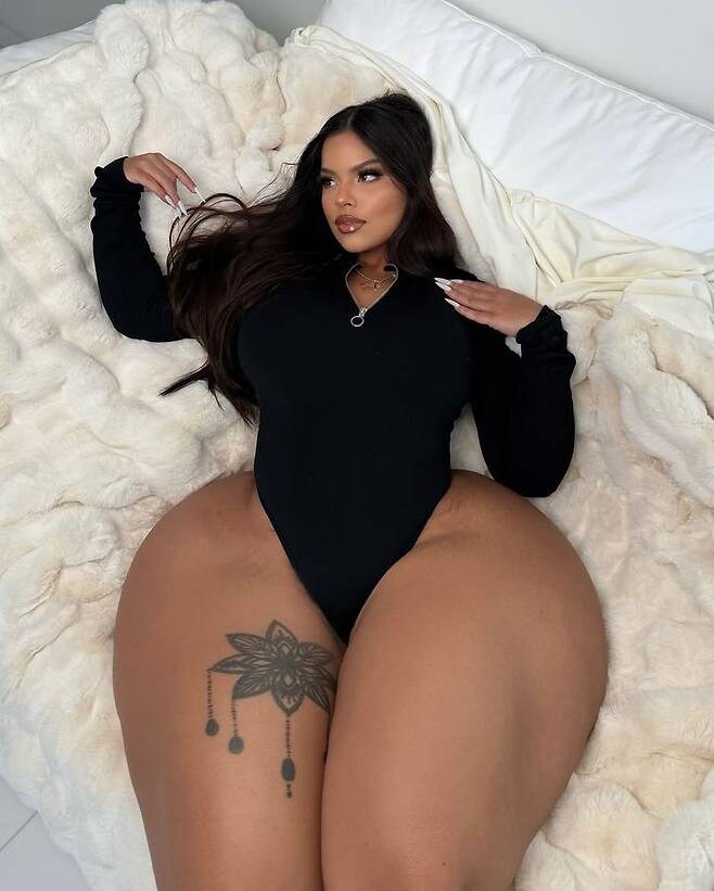 140cm女 앉다가 변기 2개 박살_2.jpg