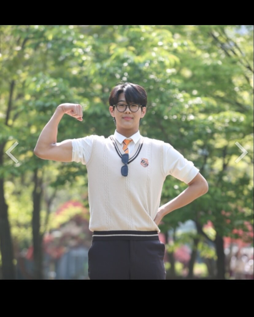 졸업사진 찍은 이종혁 아들 10준수_2.jpg
