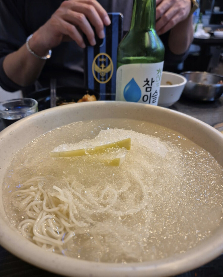 동네 시장에 돼지갈비집이 신기한 이유_5.jpg