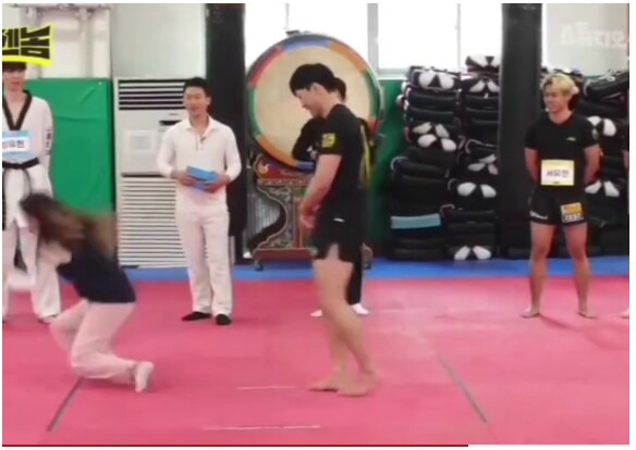 로우킥 맞고 오버하지 말라고 하네요_6.png