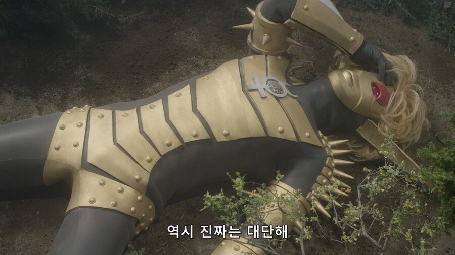 가짜 울트라맨 중 명작이라 불리는 에피소드_72.jpg