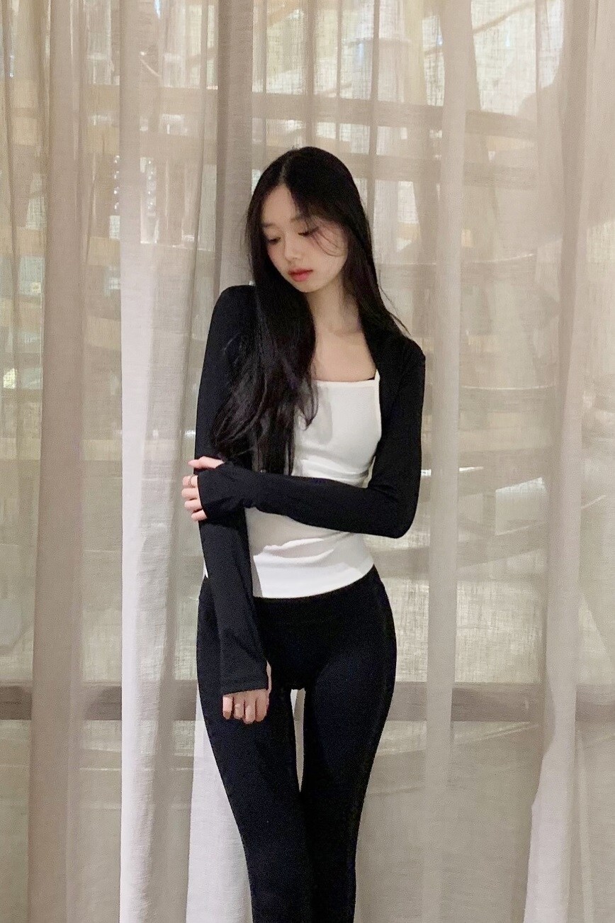 03년생 누나 jpg_3.jpg
