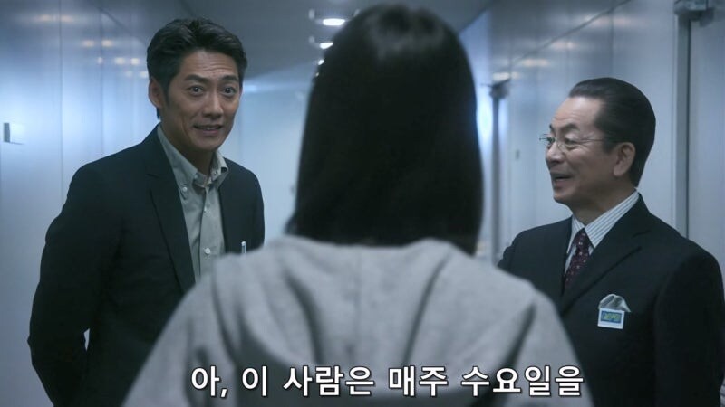 단골손님조차 기억 못 하는 여자 사장님_15.jpg