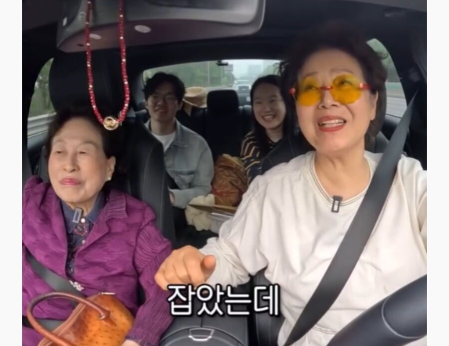 경찰이 다급하게 전원주 잡은 이유_7.jpg