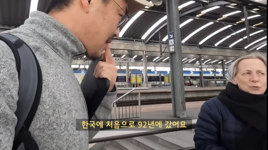 ??? : 차림을 보아하니 코리안이 틀림없구나_7.jpg