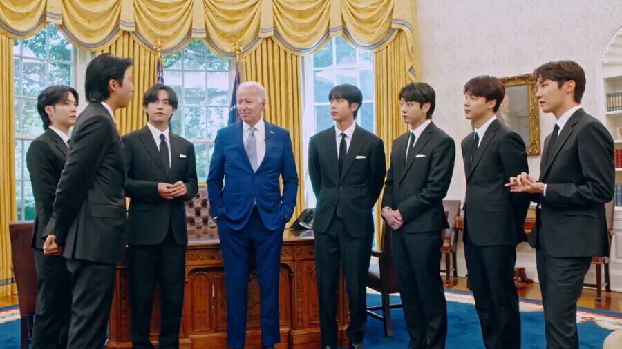 ??? : BTS가 빌보드에 좀 들었다고 대단한건 아니잖아?_2.jpg