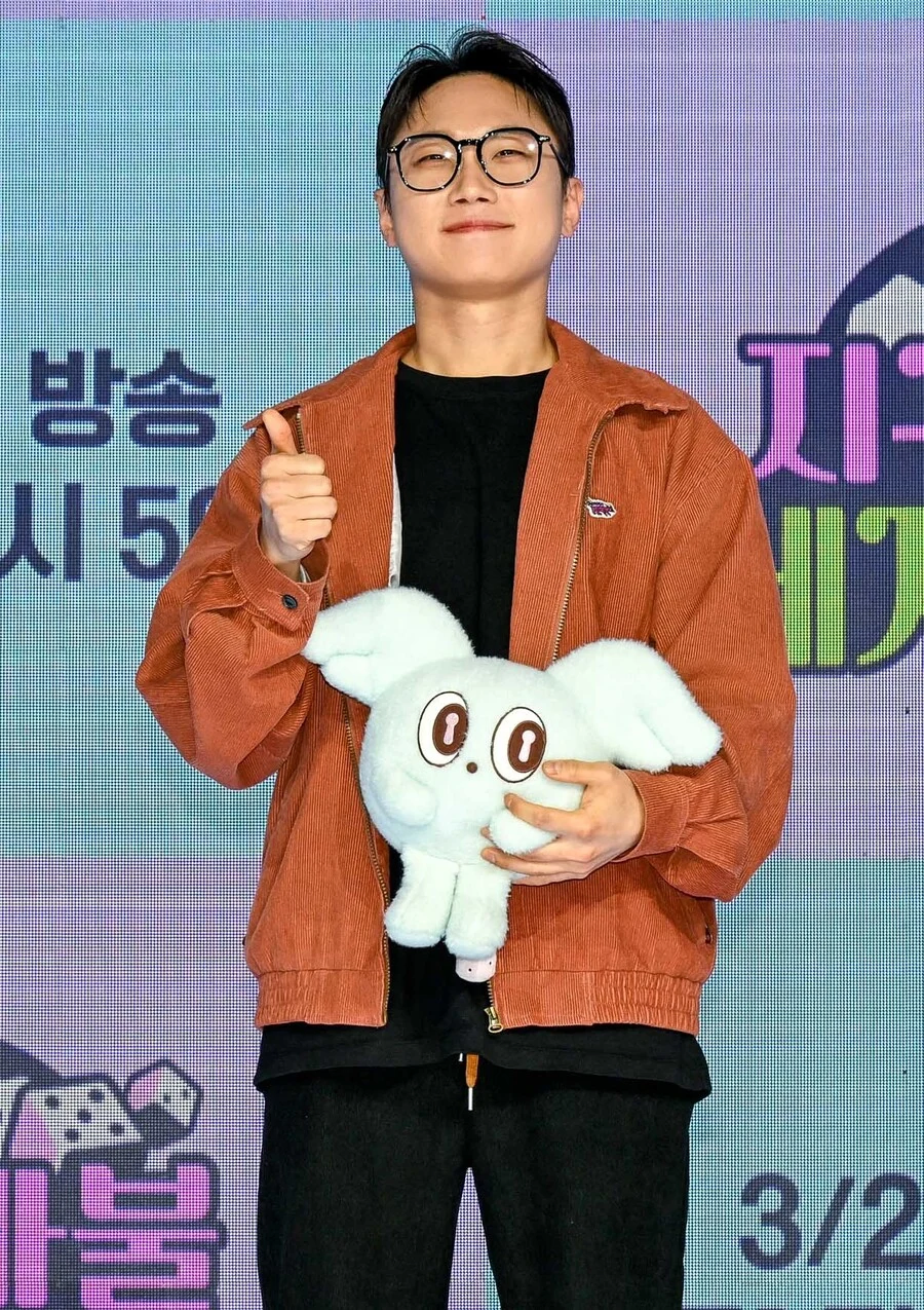 빠니보틀 잘생긴거 아냐?.jpe_8.webp