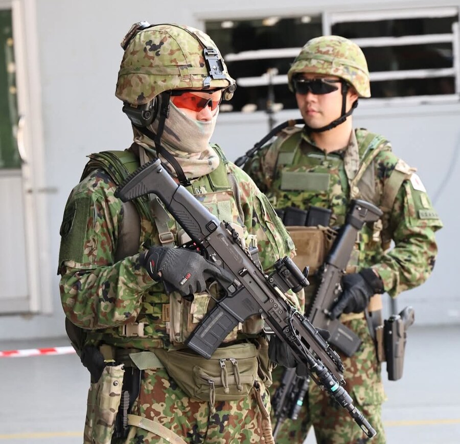 한국군 택티컬화가 신기한 일은 딱히 아닌 이유_3.jpg