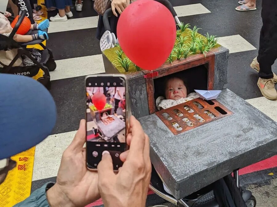 페니와이즈 코스프레 시킴.jpg_6.jpg