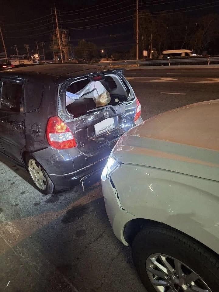 뒷차가 박은 사고..._1.jpg
