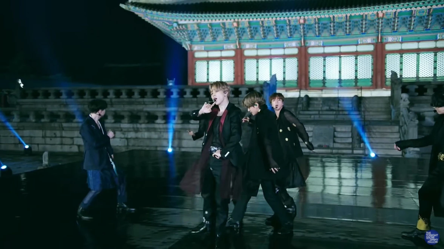 BTS 한복 공연이 개쩔었던 이유_4.webp