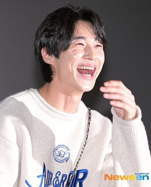 한국 남자 상위 2% 외모.jpg_11.jpg