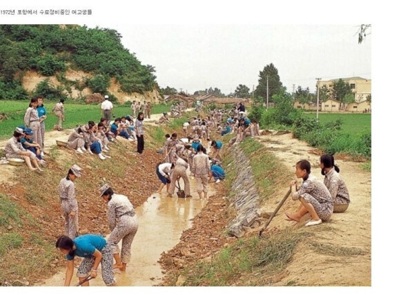 군사기술을 익힌 군필 여고생들_4.jpg